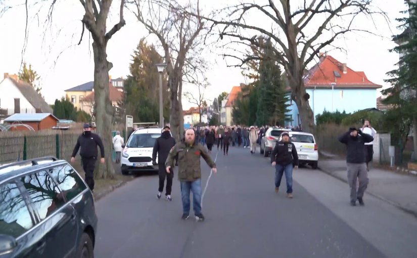 Angriff auf Journalist*innen in Dresden-Laubegast – Angreifer sind bekannte Neonazis