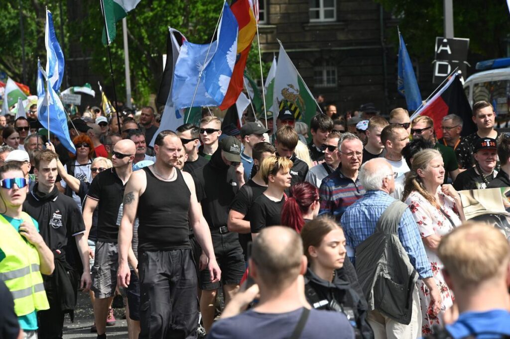 Demonstration der "Freien Sachsen" am 01.05.2024 in Dresden. Quelle: Pixelarchiv